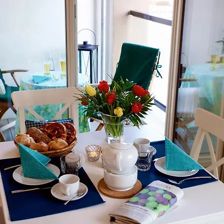 Donaupromenade Apartment *